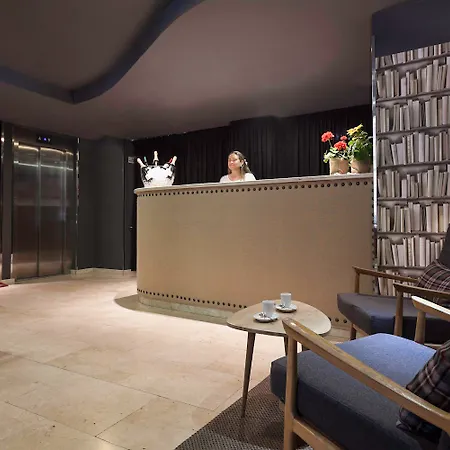Acta Bcn 40 Hotel