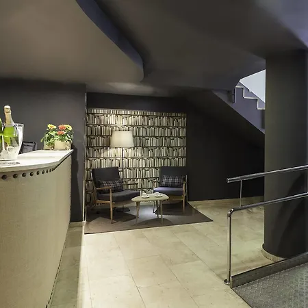 Acta Bcn 40 Hotel 2*