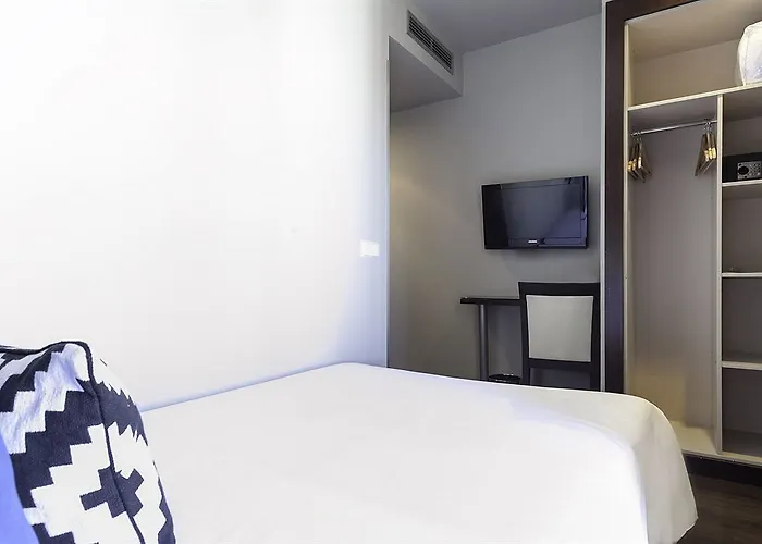 Acta Bcn 40 Hotell 2*