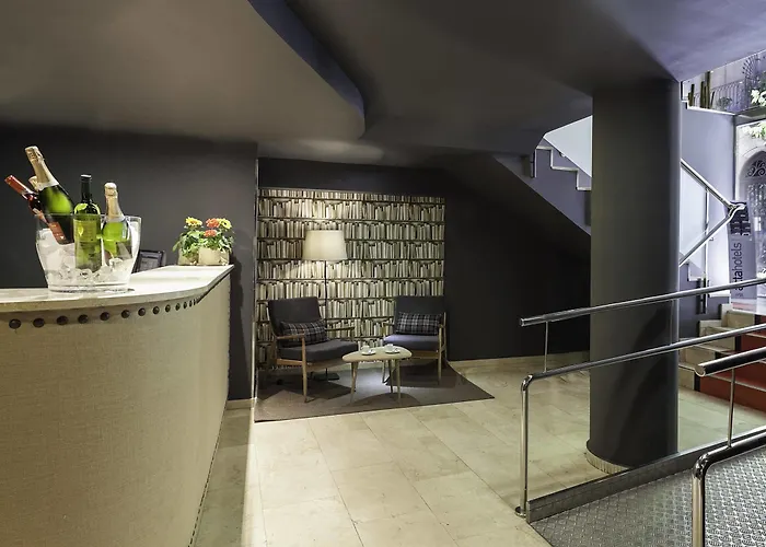 Acta Bcn 40 Hotel 2*