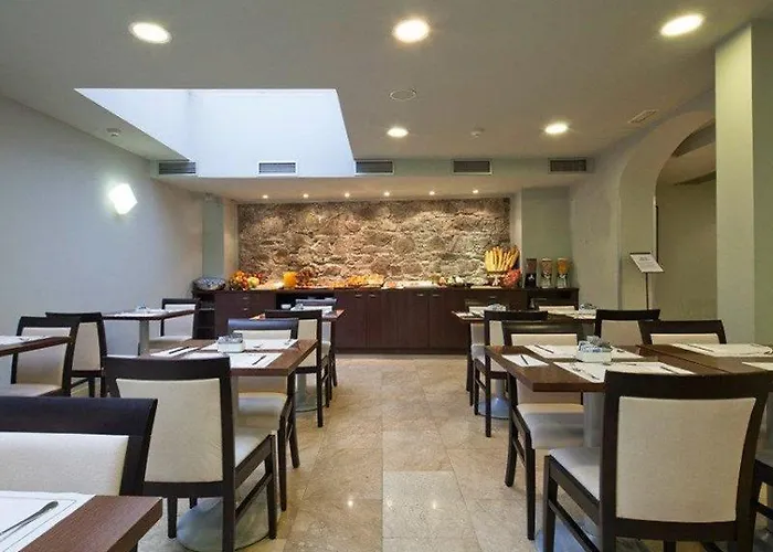 Acta Bcn 40 2* Barcelona